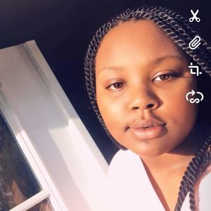 Meet your Posher, Catherine